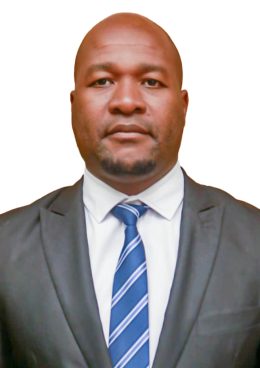 Xavier Alcides Isidoro-Director do Serviço Provincial de Saude